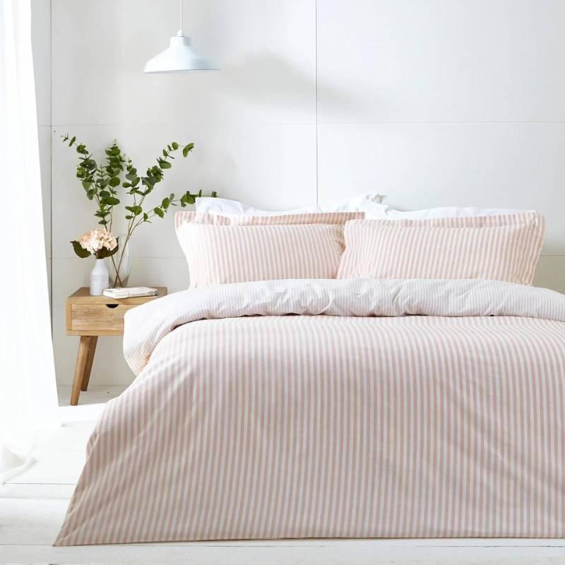 Must-Have Bedding Essentials for the New Semester