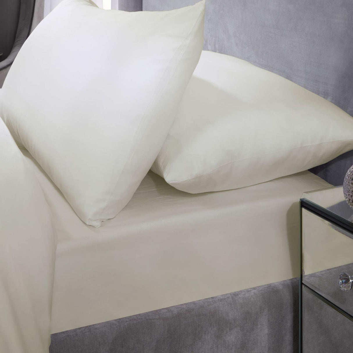 400 Thread Count Cotton Cream Fitted Sheet