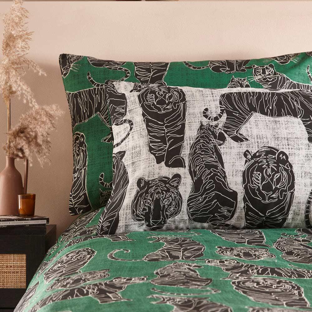 Wildcat Jungle Green Duvet Cover Set