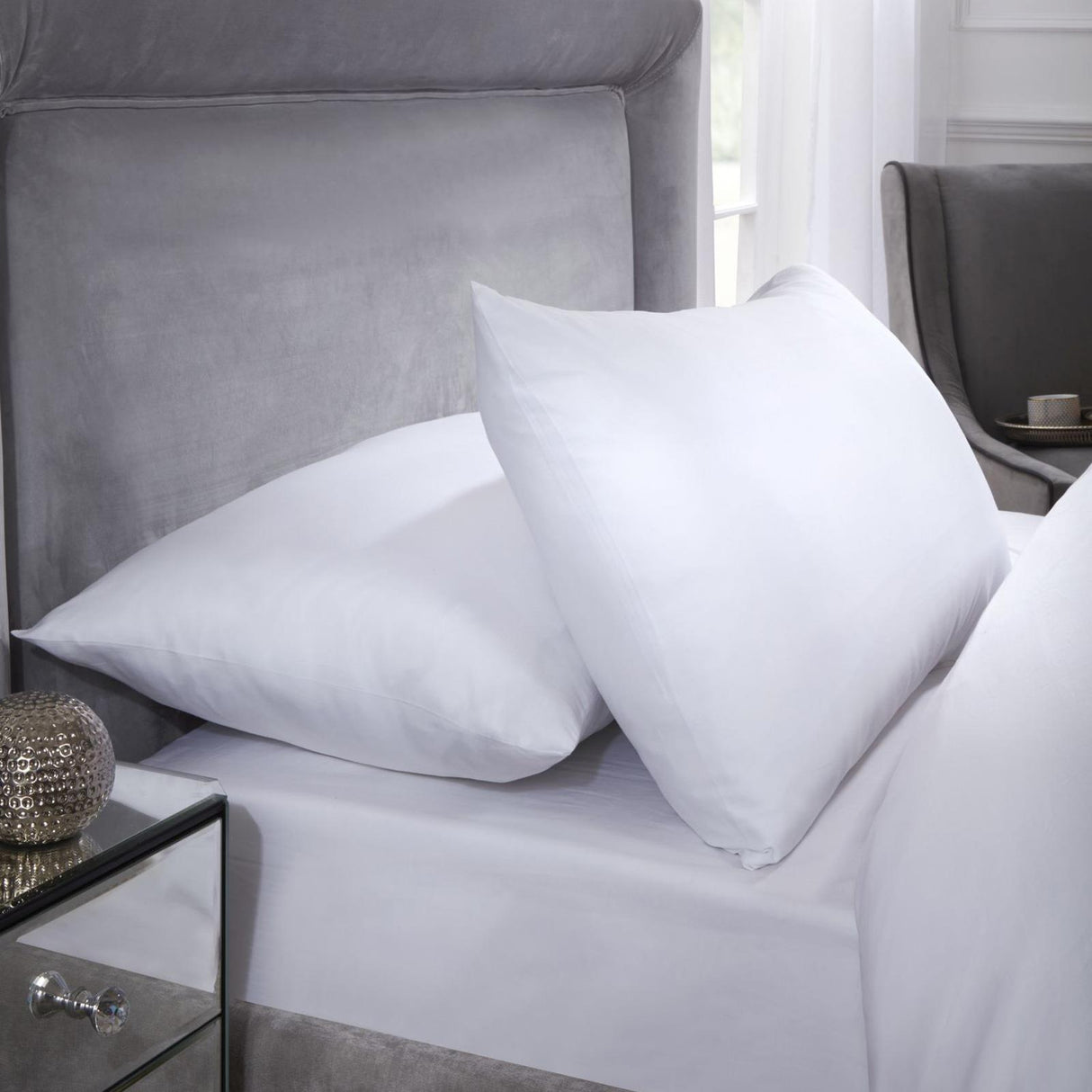 Egyptian Cotton 200 Thread Count White Standard Pillowcase Pair