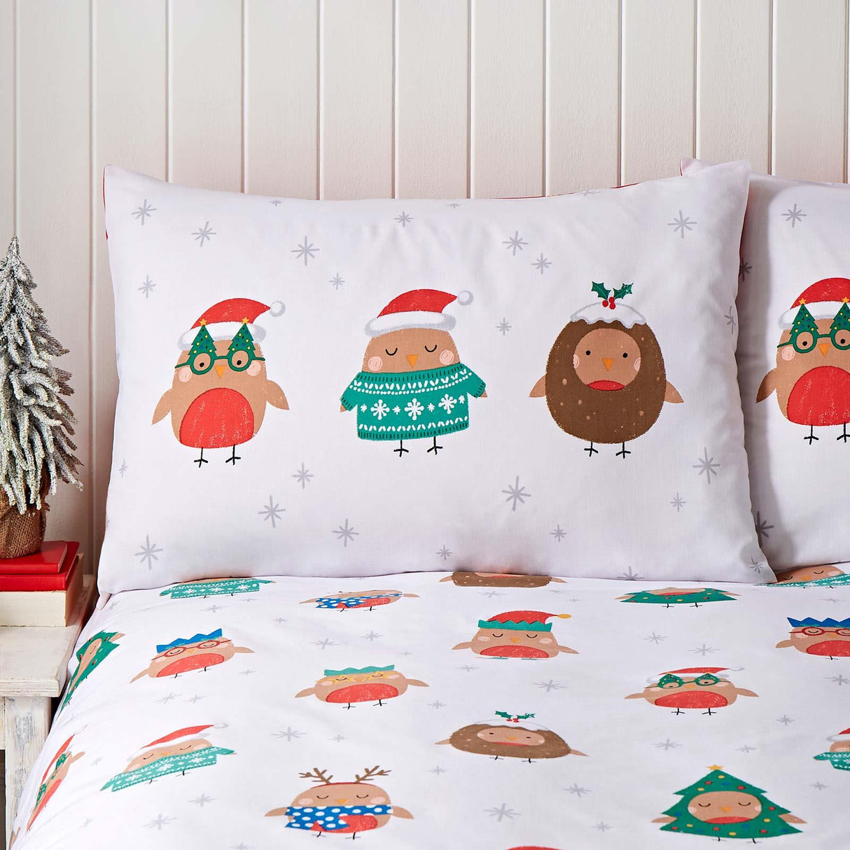 Christmas Party Robins Duvet Cover Set