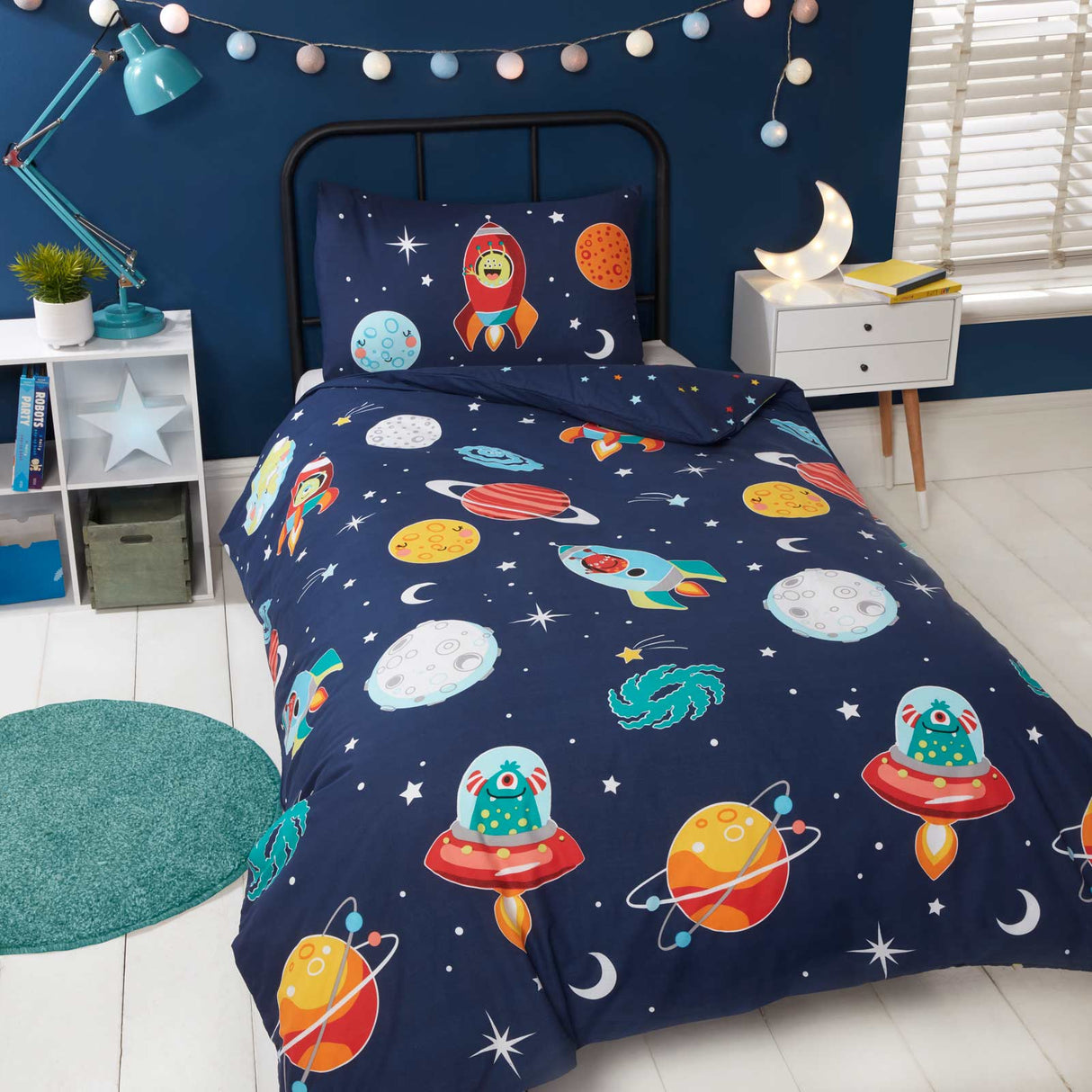 Space Aliens Glow in the Dark Duvet Cover Set