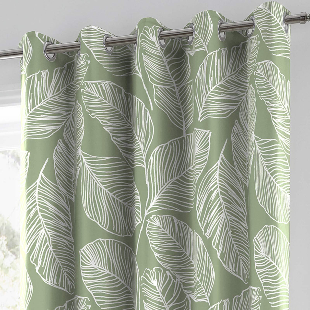 Matteo Leaf Eyelet Curtains Green