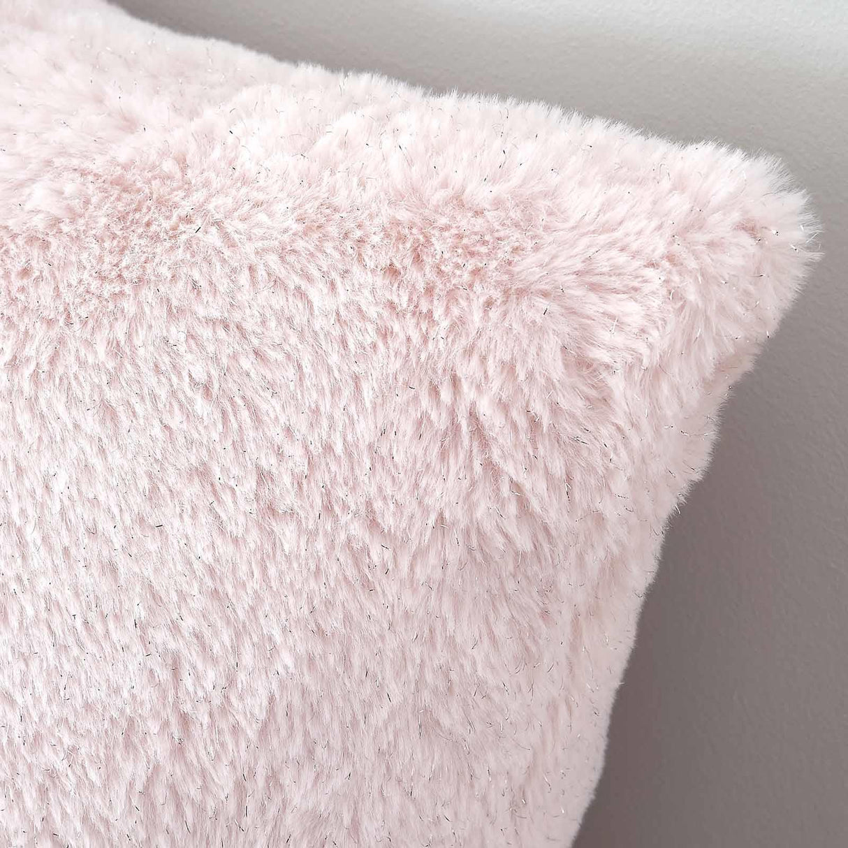 Glamour Fur Cushion Blush