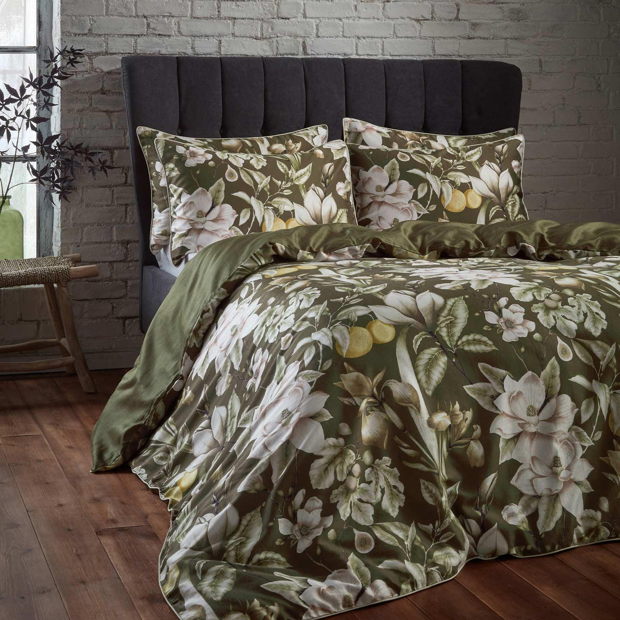 Lavish Floral Duvet Cover Set Double