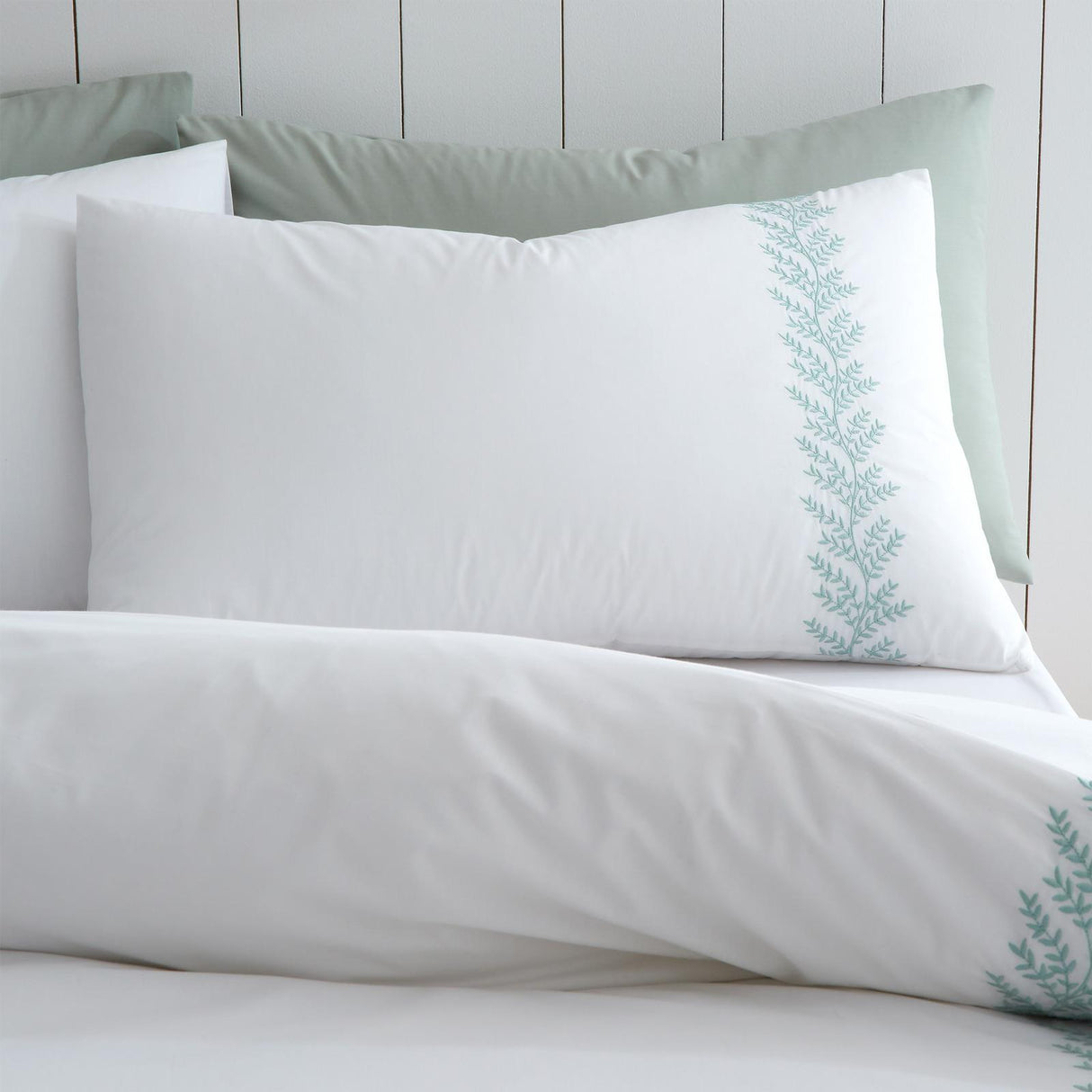 Embroidery Leaf Duvet Cover Set