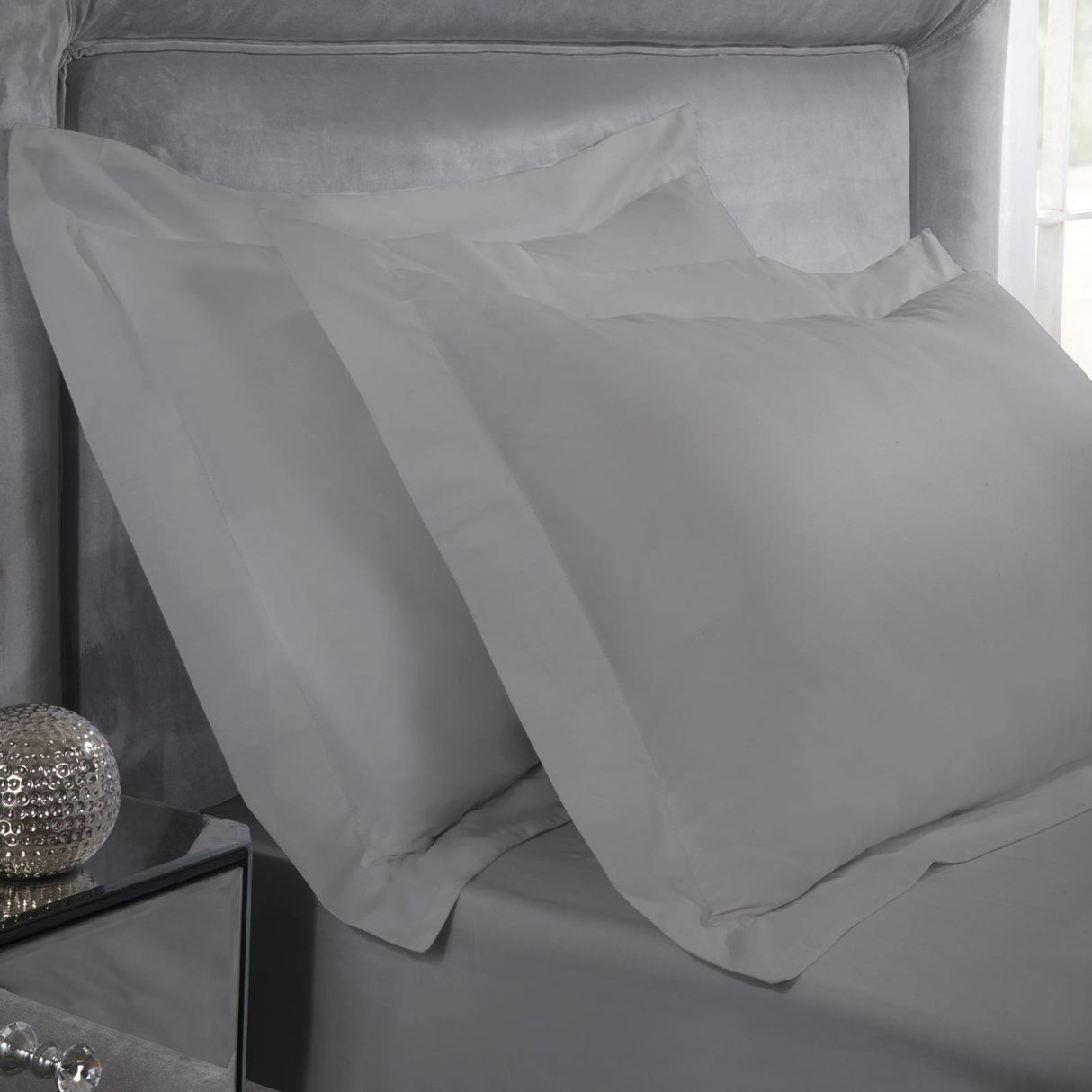 Egyptian Cotton 200 Thread Count Pillowcase Pair