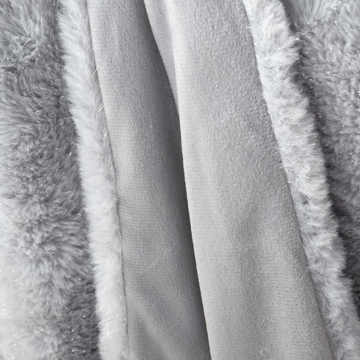 Glamour Fur Throw Silver