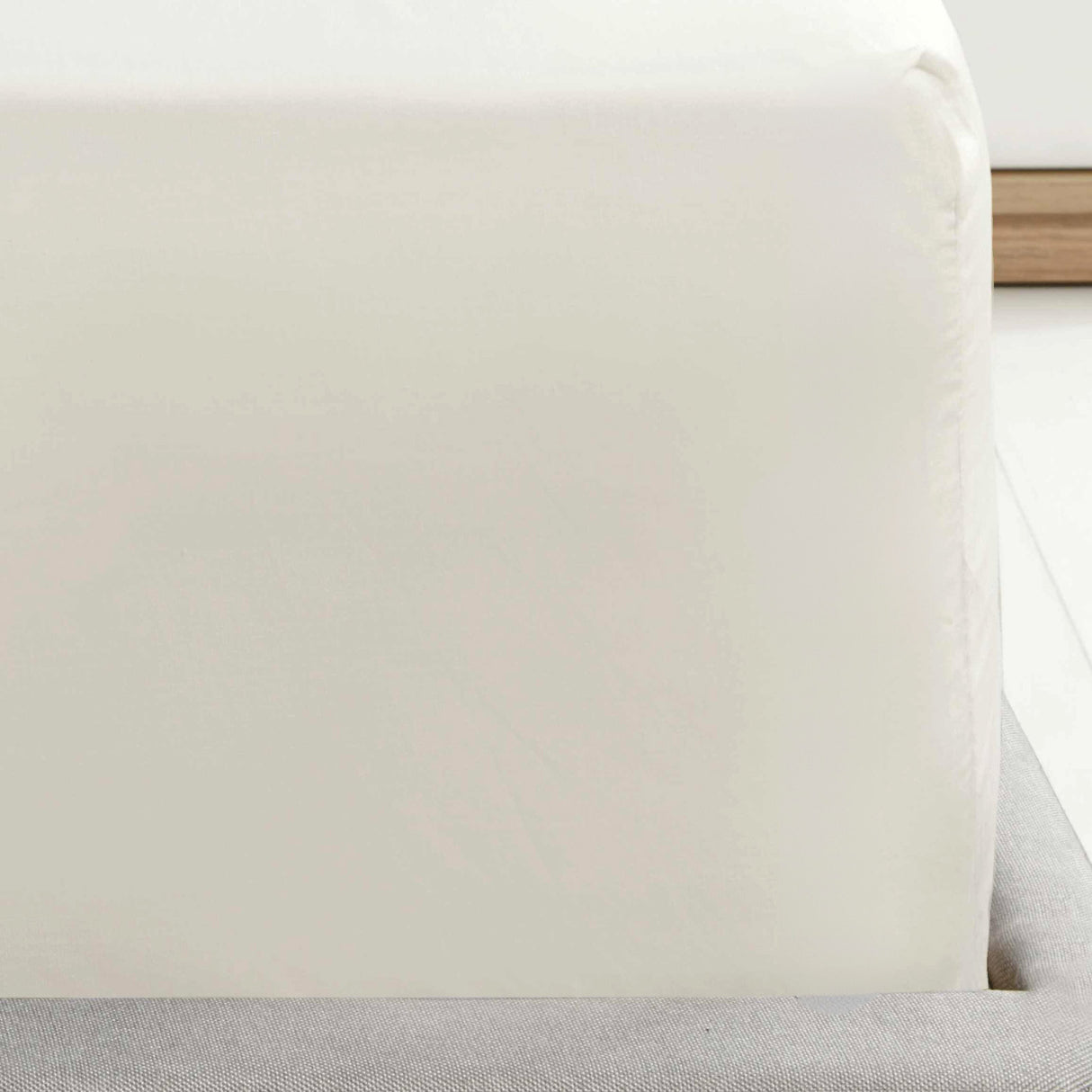 Percale Extra Deep Fitted Sheet Cream