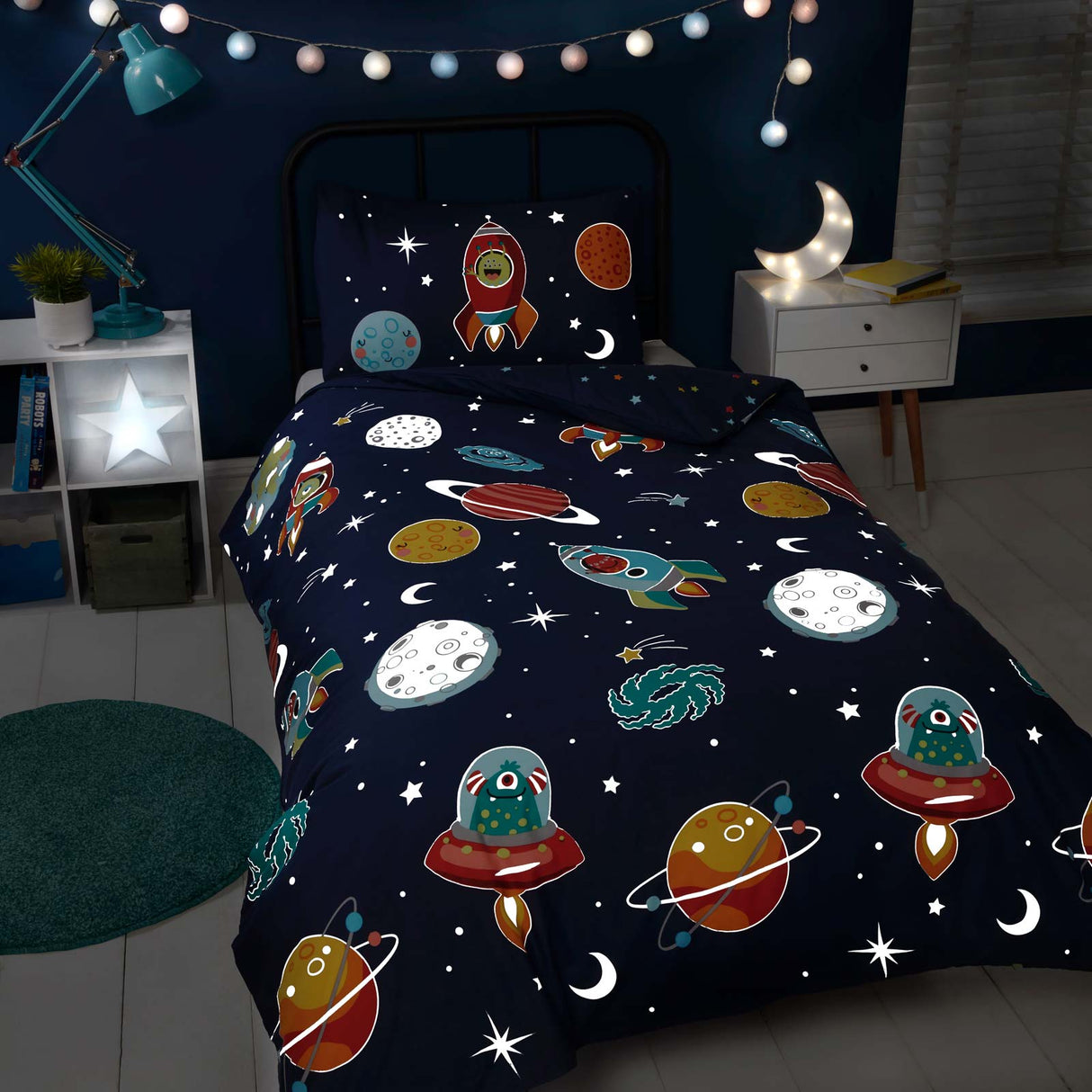 Space Aliens Glow in the Dark Duvet Cover Set