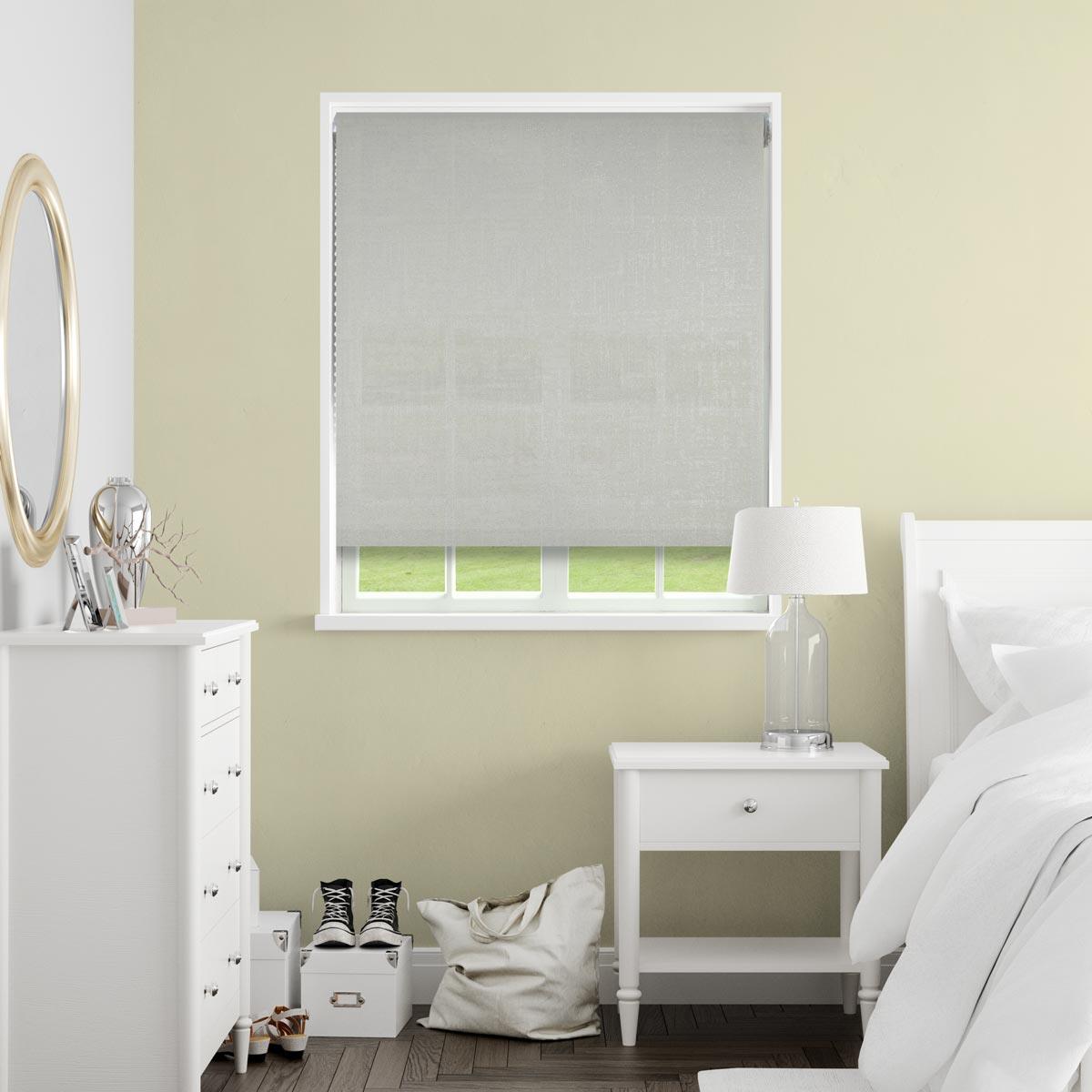 Luxe Made to Measure Roller Blind (Dim Out) Ivory