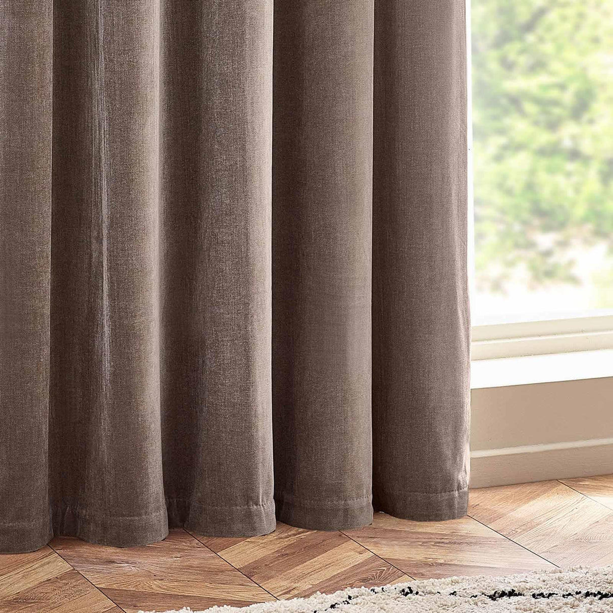 Heavy Chenille Room Darkening Eyelet Curtains