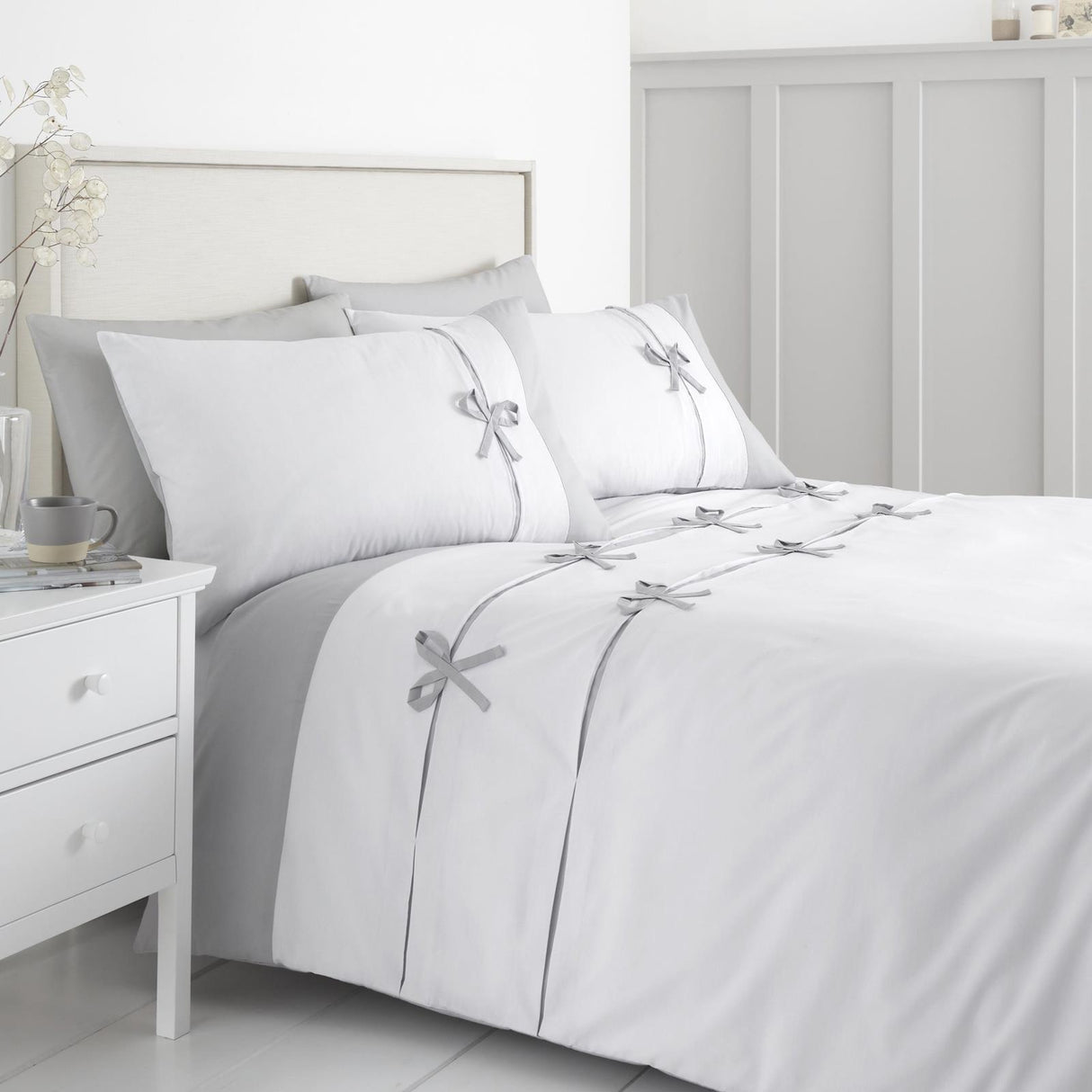 Milo Bow Duvet Cover Set White