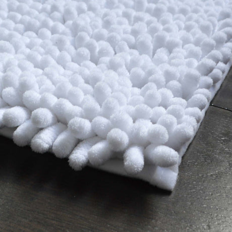 Jumbo Chenille Bobble Bath Mat White