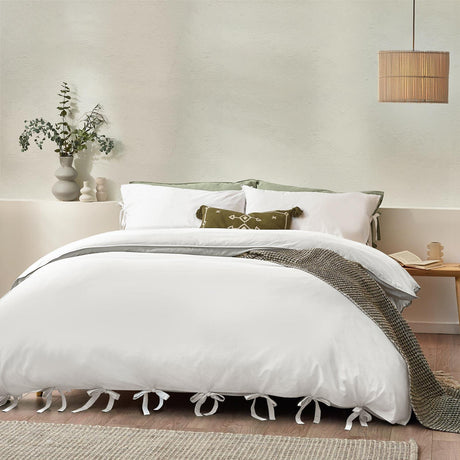 Mallow Bow Tie White Duvet Cover Set