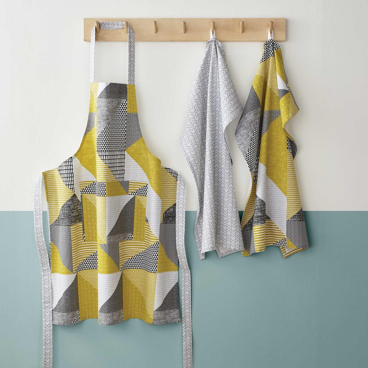 Larsson Geo Kitchen Textiles Collection