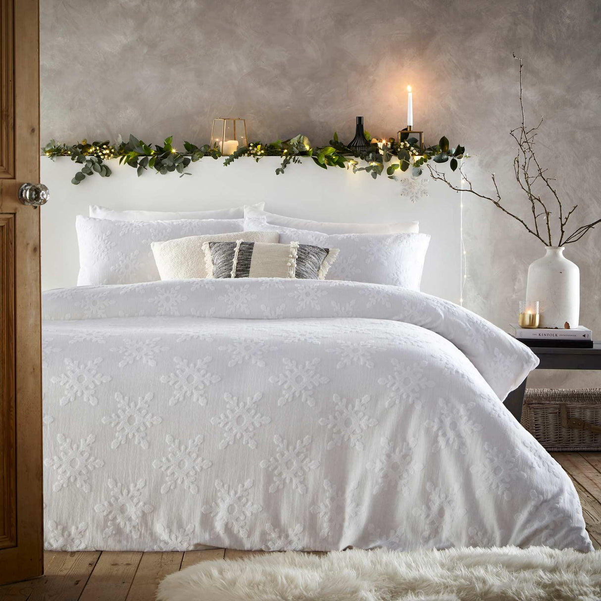 Snowflake Tufted Duvet Cover Set