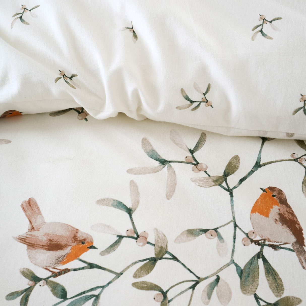 Brushed Mistletoe Robins Duvet Cover Set