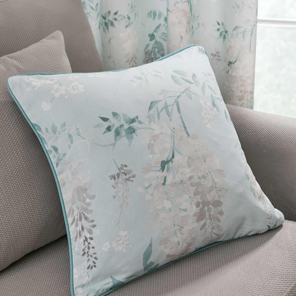 Wisteria Cushion Cover 17" x 17" (43cm x 43cm)