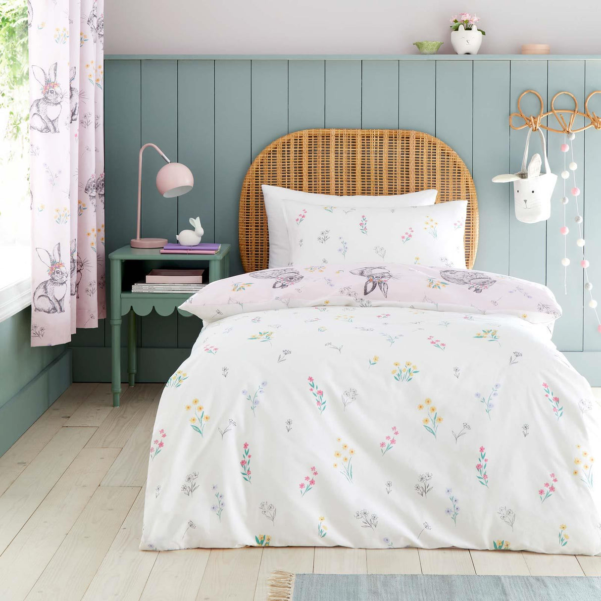 Bunny Tails Ditsy Flower Duvet Cover Set