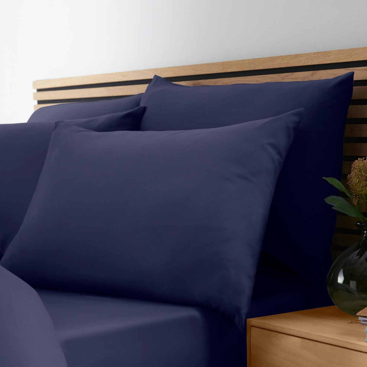 So Soft Easy Iron Pillowcase 4 Pack Navy