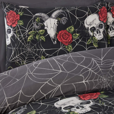 So Soft Skulls & Roses Duvet Cover Set