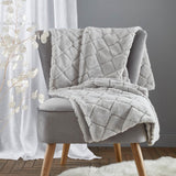 Cosy Diamond Throw Silver