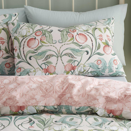 Clarence Floral Duvet Cover Set