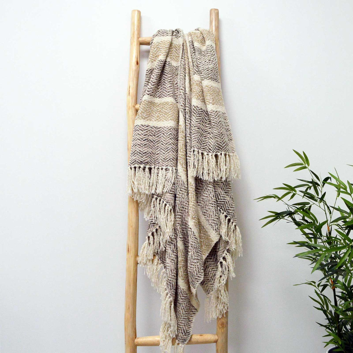 Savannah Herringbone Throw Natural