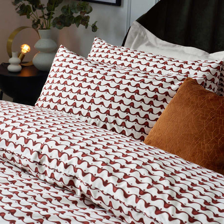 Avery Abstract Cotton Rich Chestnut Duvet Cover Set