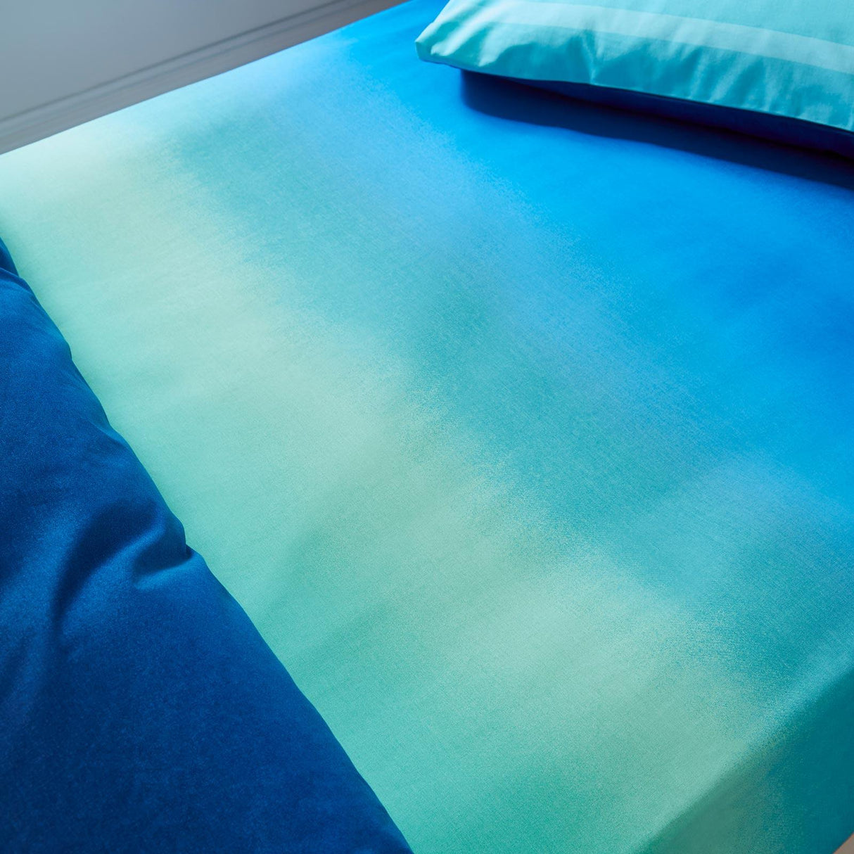 Ombre Stripe Fitted Sheet