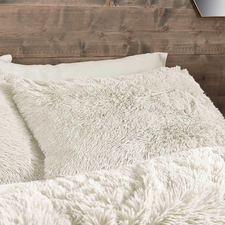 Cuddly Faux Fur Cream Duvet Cover Set