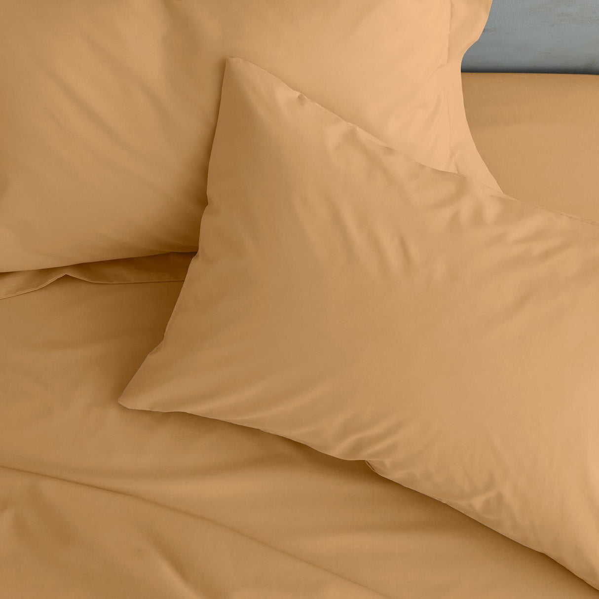 Easy-Iron Percale Pillowcase Pair Caramel