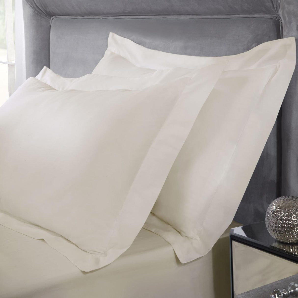 400 Thread Count Cotton Cream Oxford Pillowcase Pair