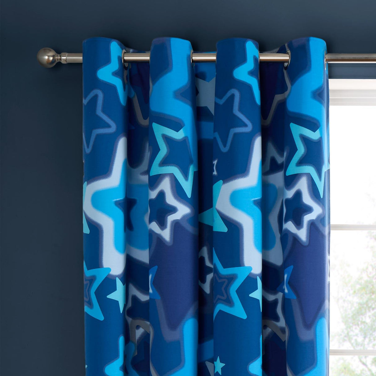 Ombre Stars Eyelet Curtains Blue