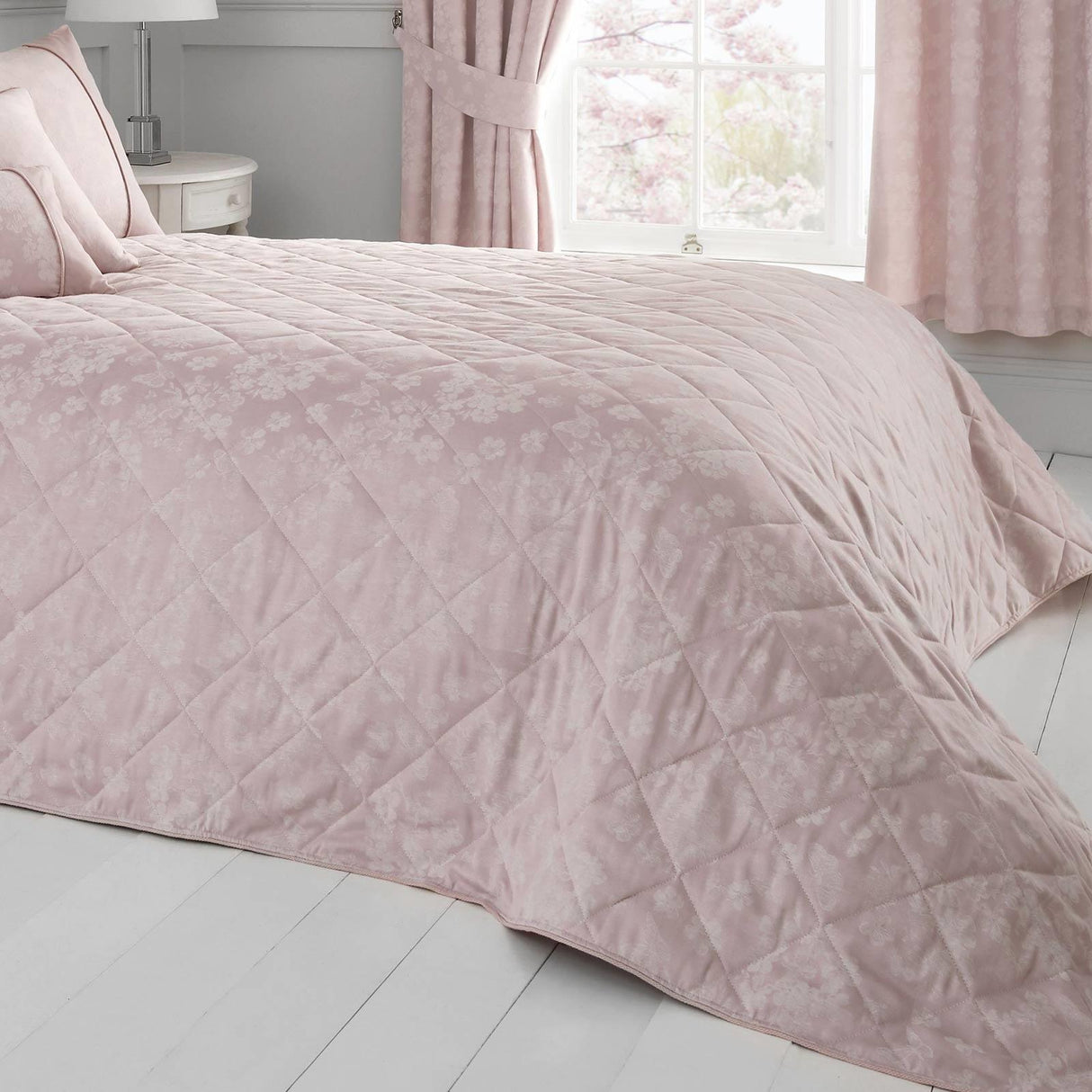 Blossom Jacquard Bedspread