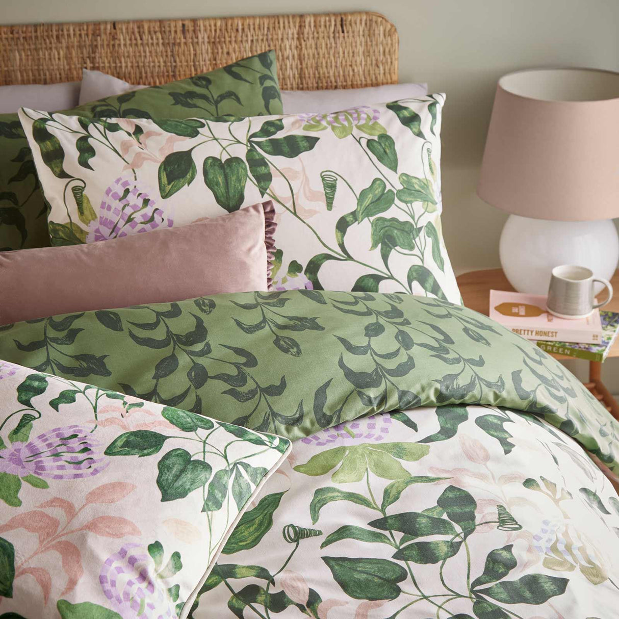 Passiflora Botanical Peach Duvet Cover Set