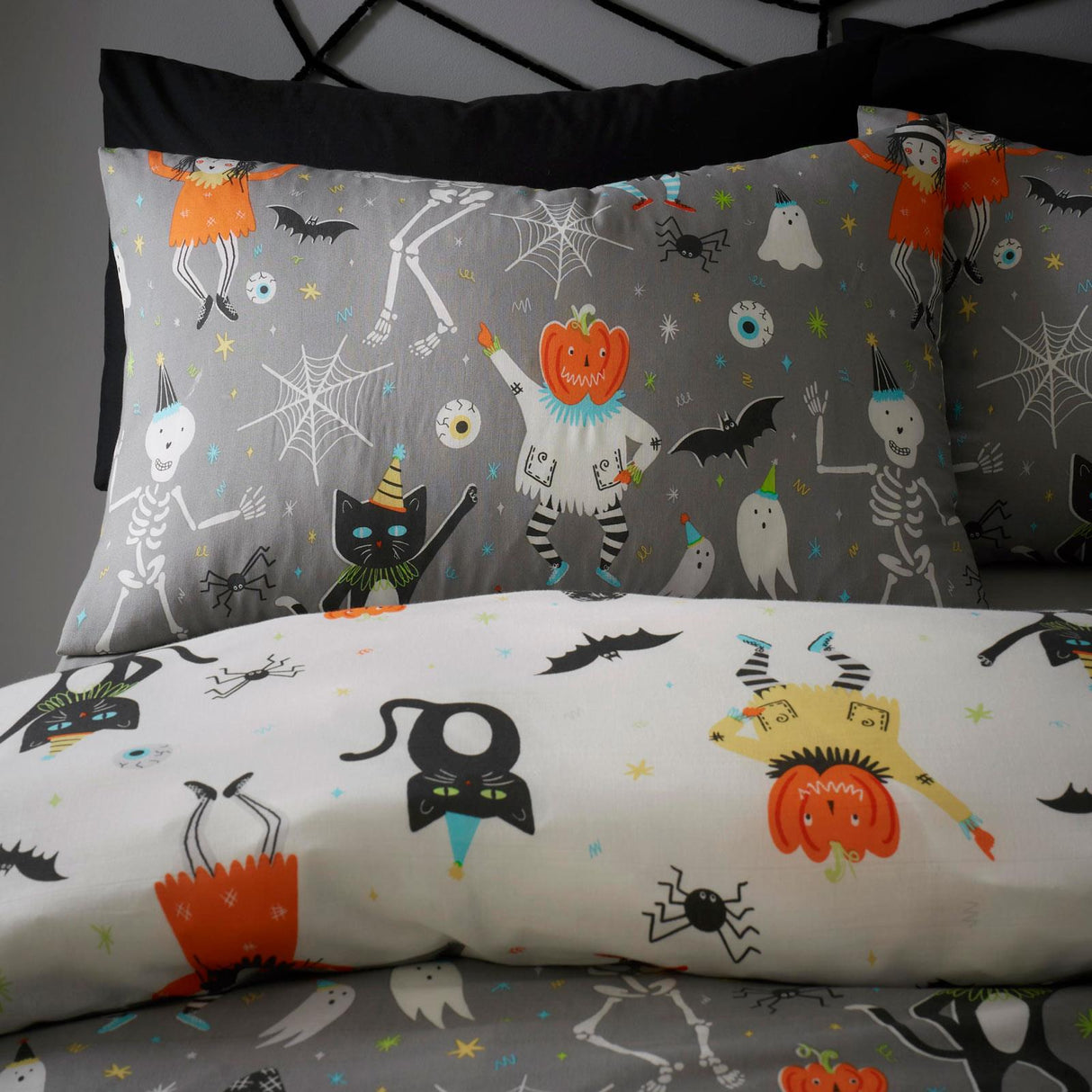 Halloween Party Duvet Cover Set