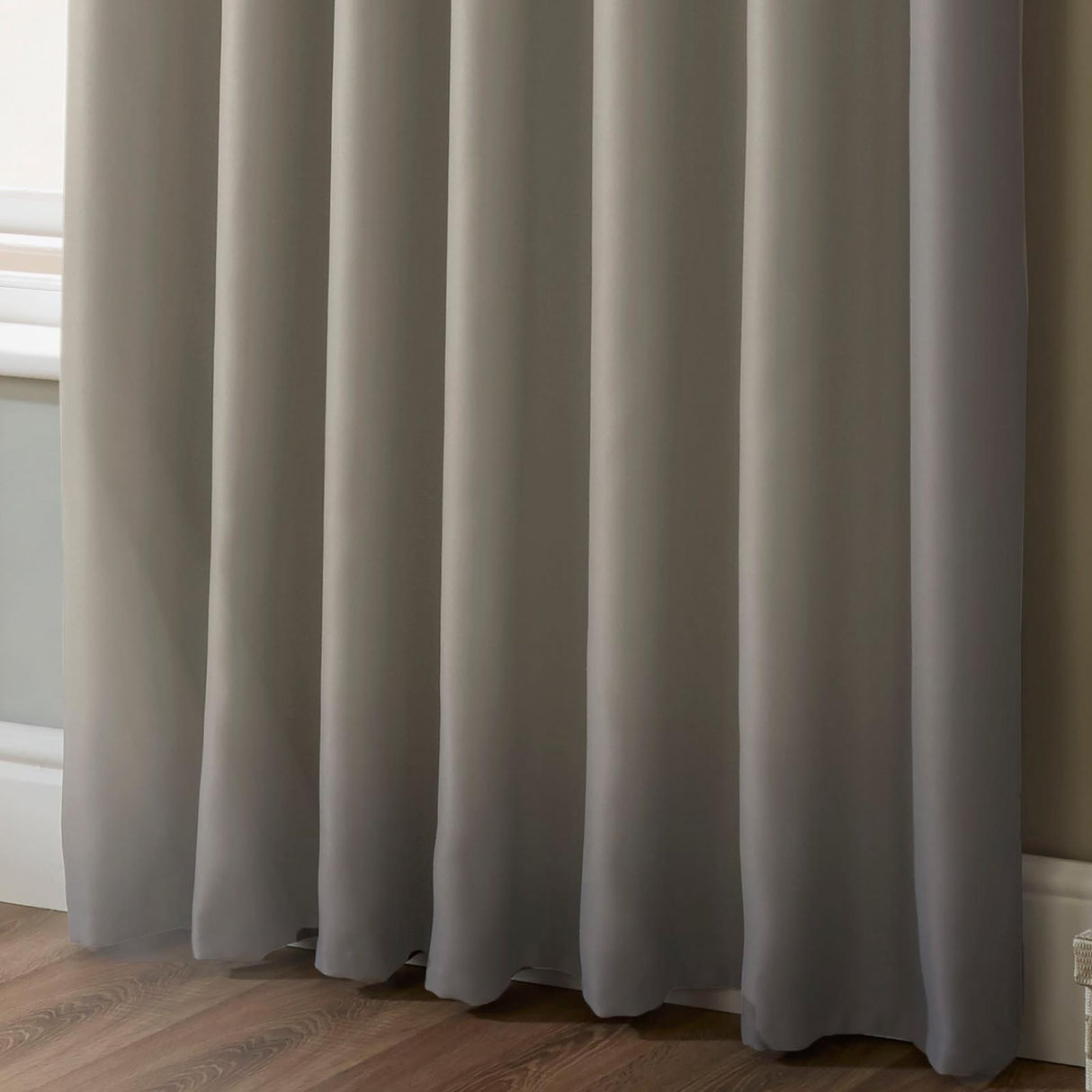 100% Blackout Eyelet Curtains Grey