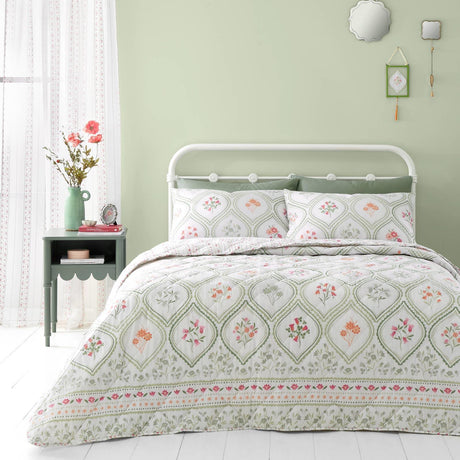 Cameo Floral Quilted Bedspread