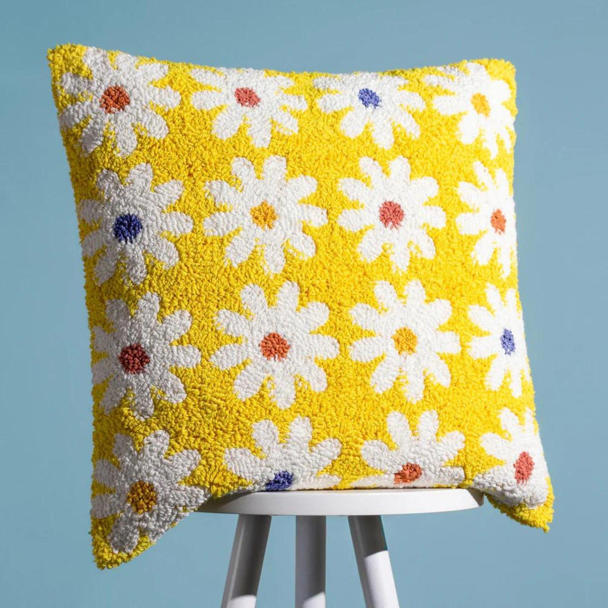 Daisy Knitted Cushion Cover