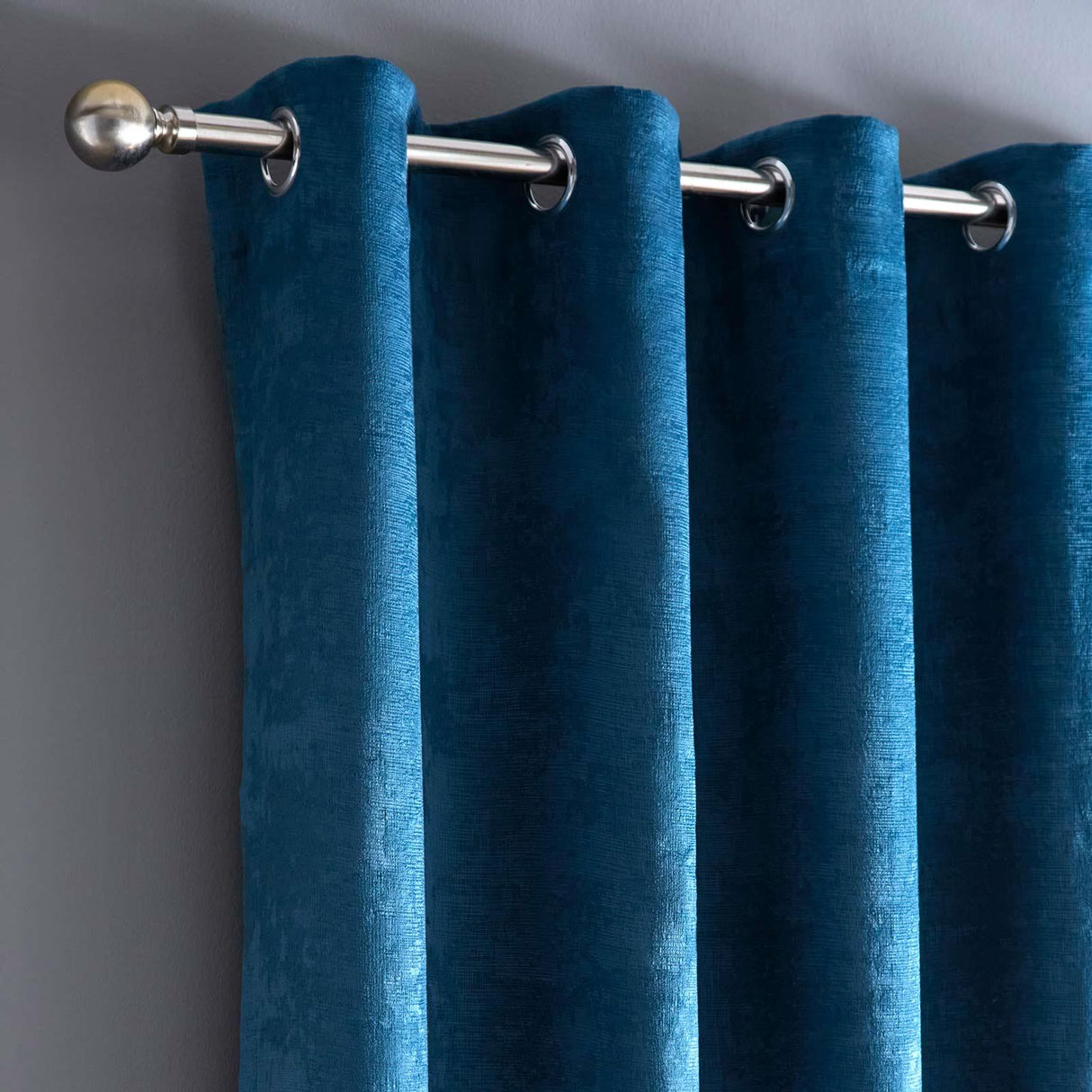 Strata Dim Out Woven Thermal Eyelet Curtains