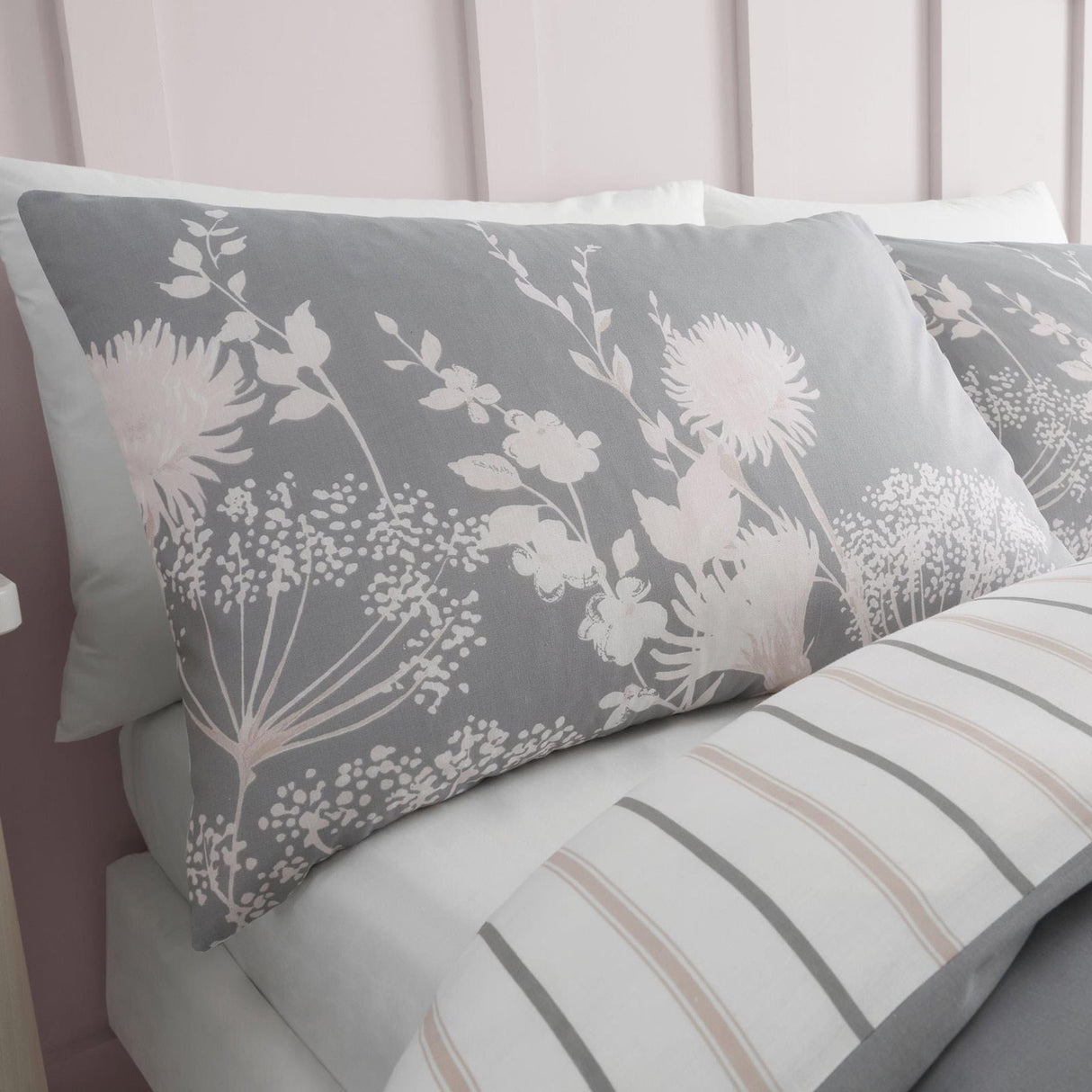 Meadowsweet Floral Duvet Cover Set