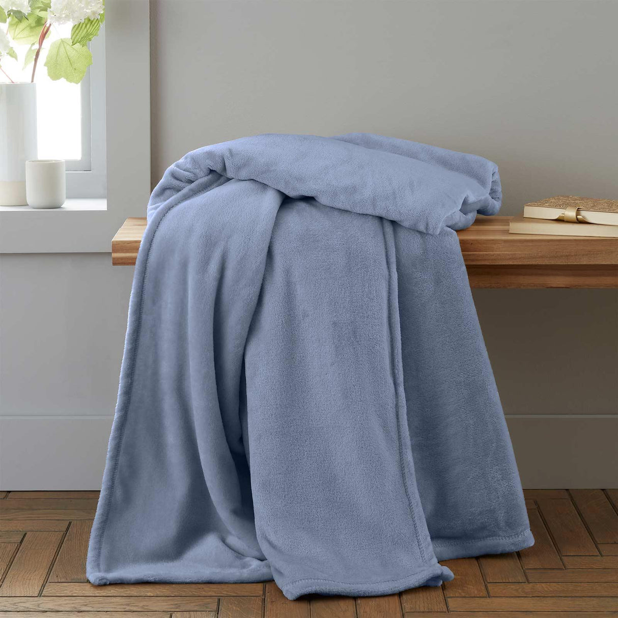 Raschel Velvet Touch Throw Blue