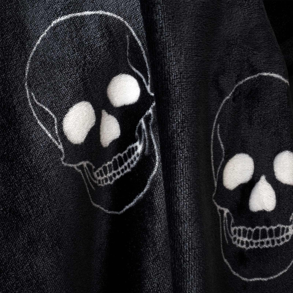 Skulls Fleece Throw