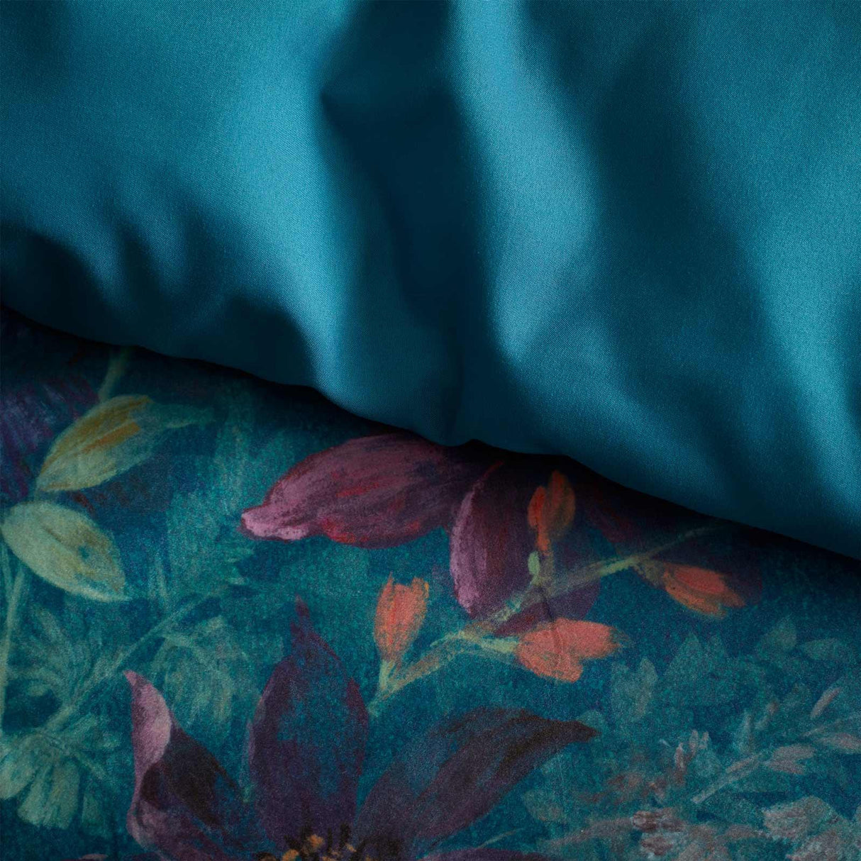 Bridgerton Romantic Floral Velvet Duvet Cover Set