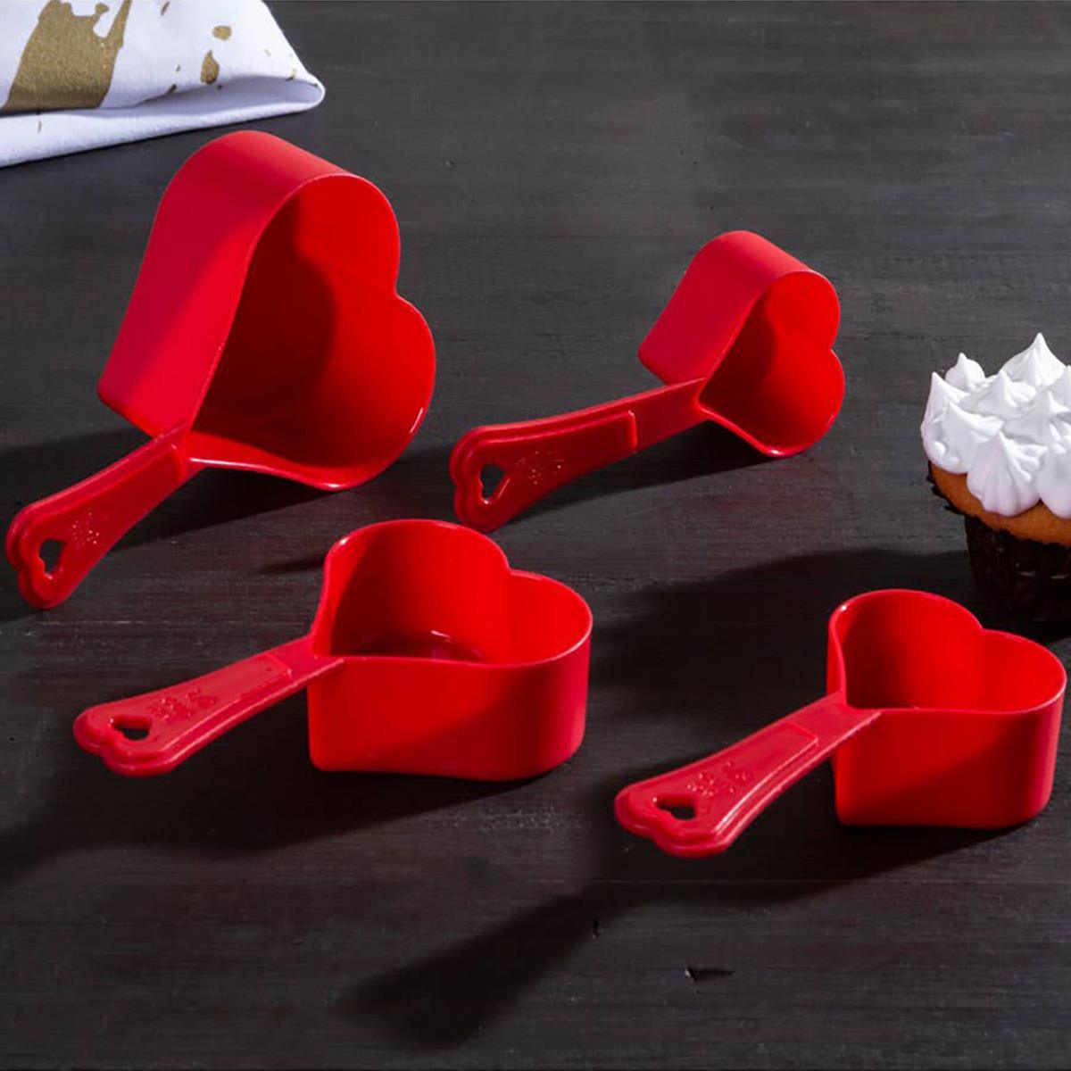 Red Heart Measuring Cups