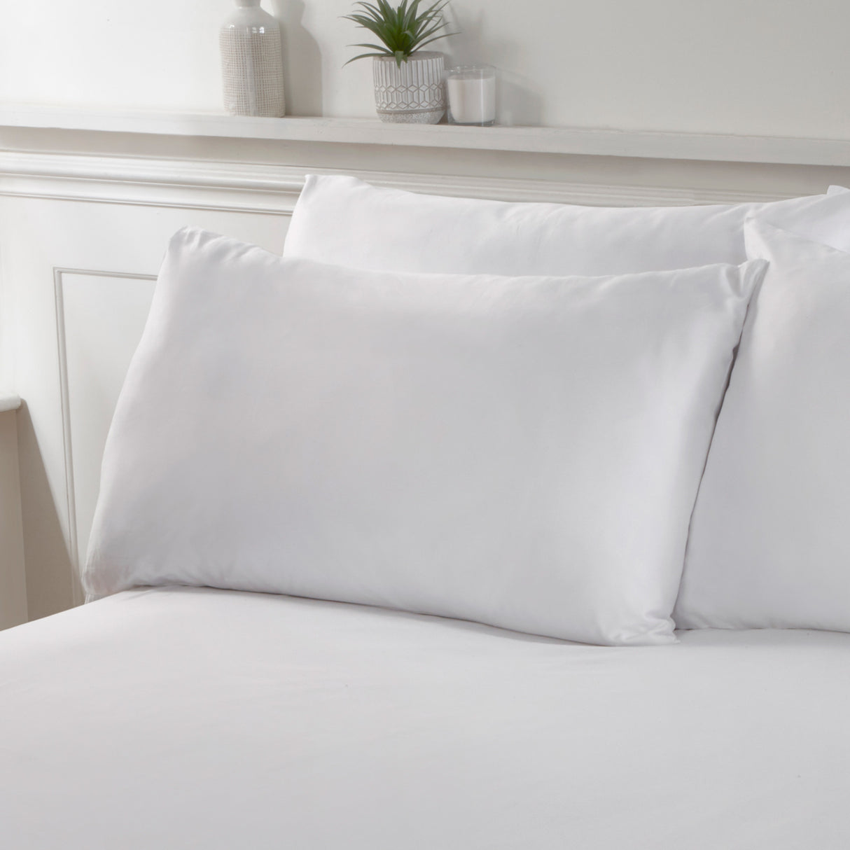 So Soft Microfibre Fitted Sheet White