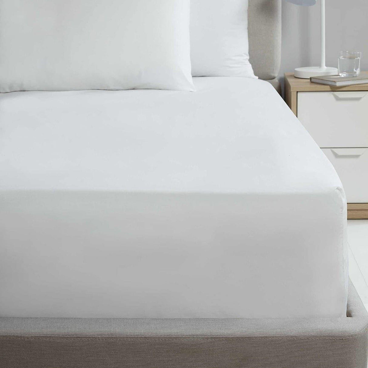 Percale 25cm Fitted Sheet White 180 Thread Count Fitted Sheet Rapport Single  