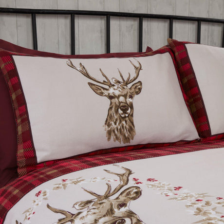 Angus Stag Flannelette Red Duvet Cover Set Duvet Cover Rapport   